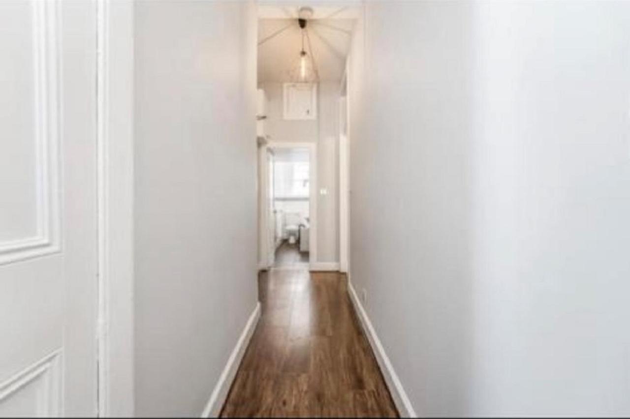Spacious & Comfortable 3 Bedroom Apartment - Near City Centre - Free Parking Available - Sleeps Up To 5 Guests Édimbourg Extérieur photo